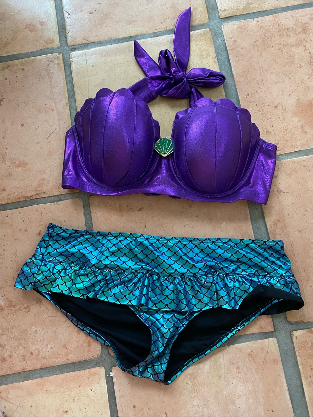 Disney Hot topic Ariel Purple Bikini Set Little mermaid XL bottom 1X Top
